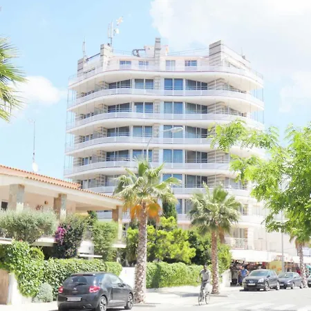 Apartment Bora 6-b Roses